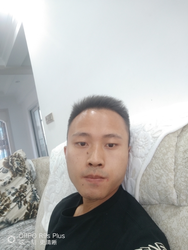 只为遇见你的第一张照片--贵州闪婚服务中心